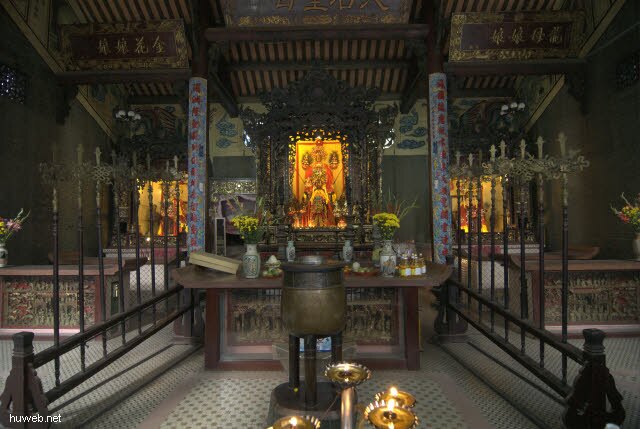 489_thien_hau_tempel_im_cinesischen_viertel_(cho_lon_18.jht.),_saigon,_vietnam_.jpg