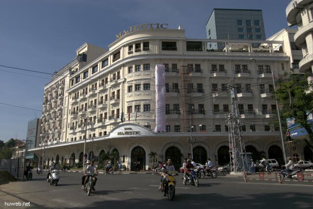 504_majestic_hotel_1925,__saigon,_vietnam_.jpg